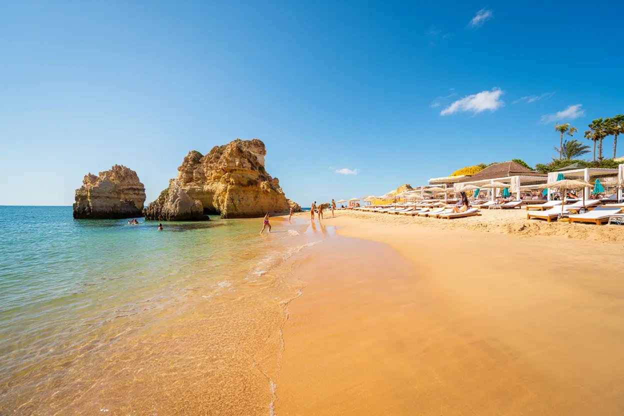 Mortgage Broker in the Algarve — Expert Help for Expats